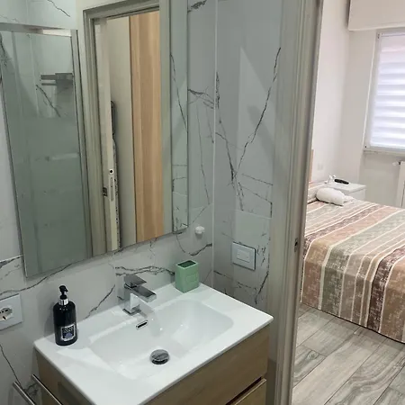 منزل للإقامة Domus Acquedotti روما